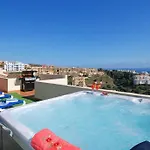 شقة Sea View Penthouse With Private Jacuzzi & Huge Terrace , Cala 4 Sitio de Calahonda