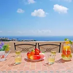 Sea View Penthouse With Private Jacuzzi & Huge Terrace , Cala 4 * Sitio de Calahonda
